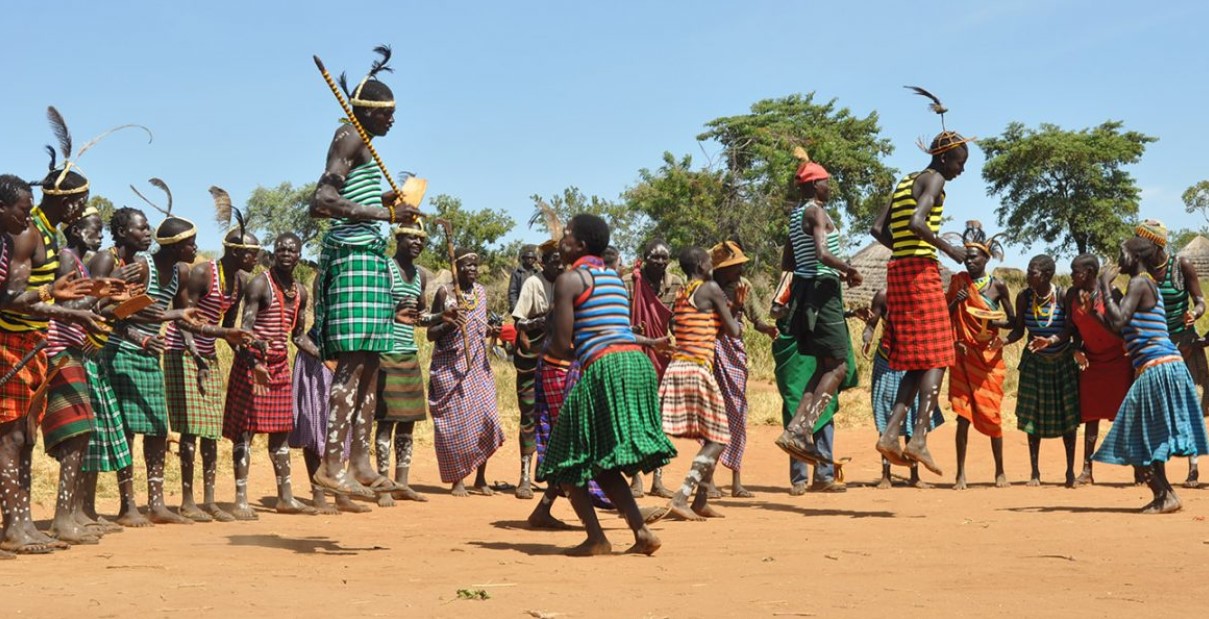 Pueblo y cultura karamojong